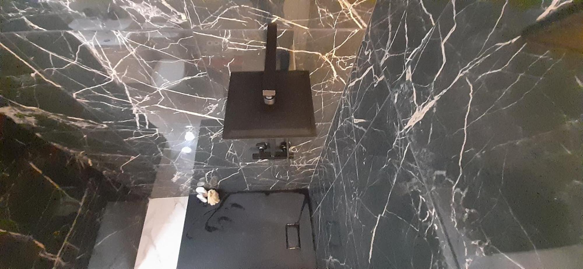 Pour 4 Chez Rihani Pres De La Tour Eiffel Bed & Breakfast